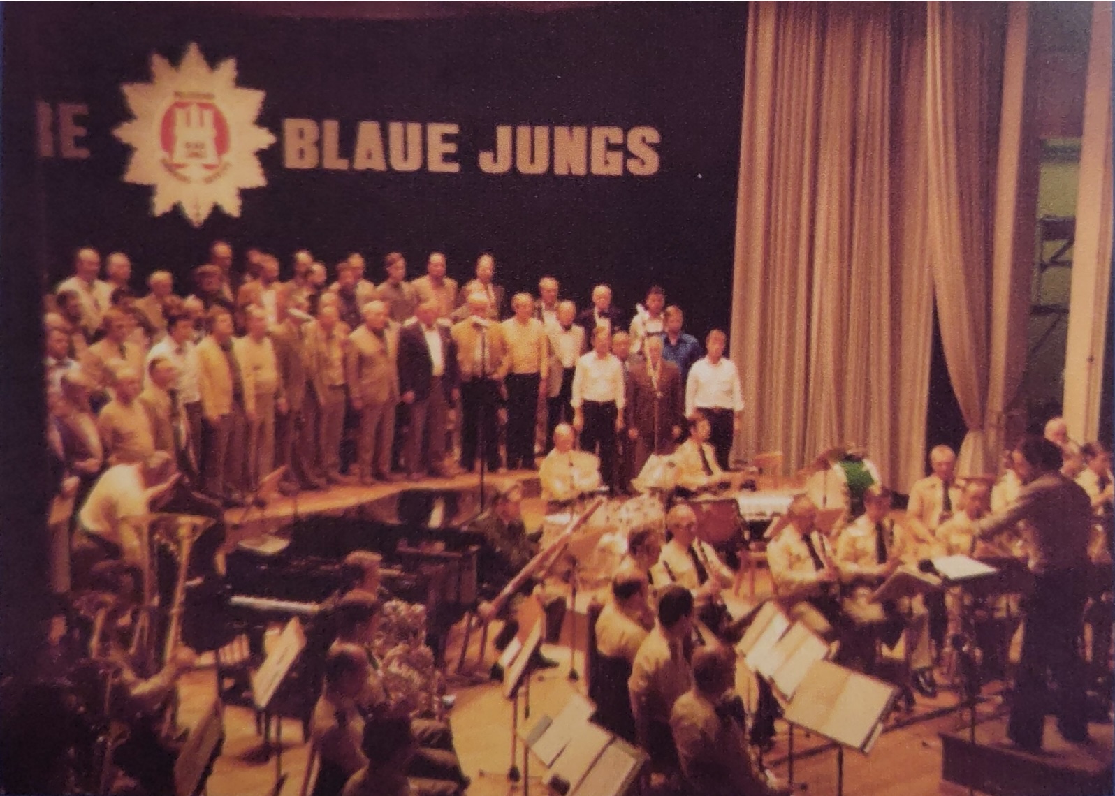 pcb orchester blaue jungs